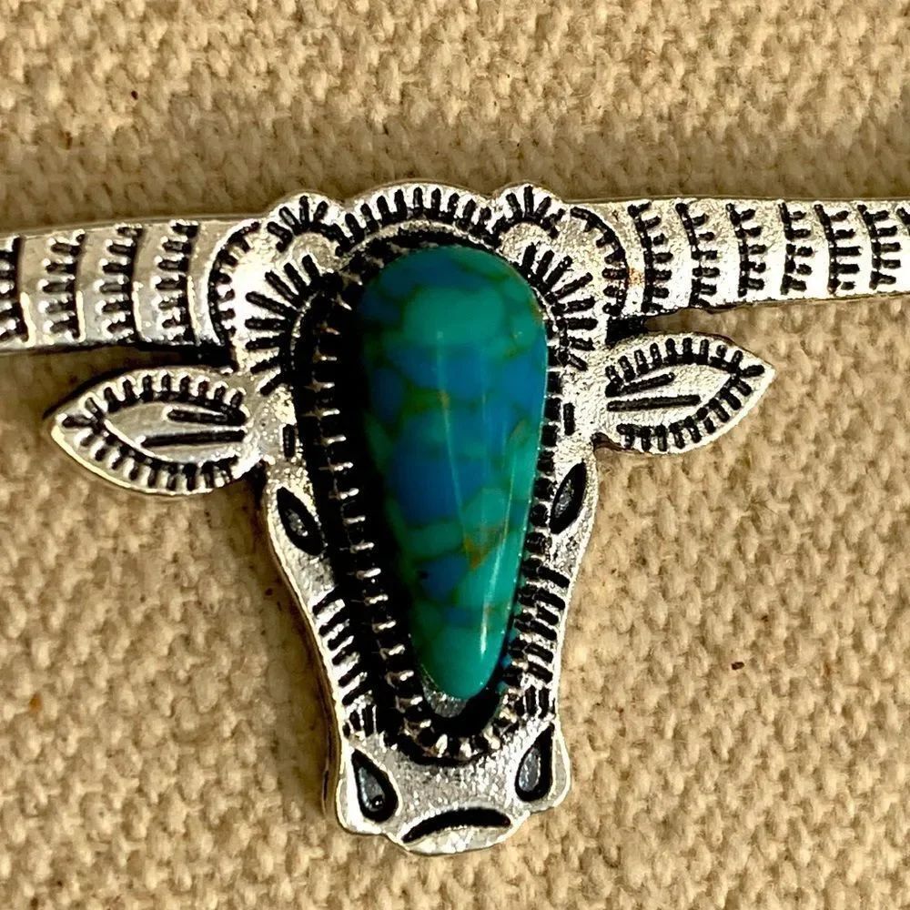 Western Longhorn Rodeo Necklace – Bull Steer Cowboy Pendant with Faux Turquoise - Picture 5 of 10